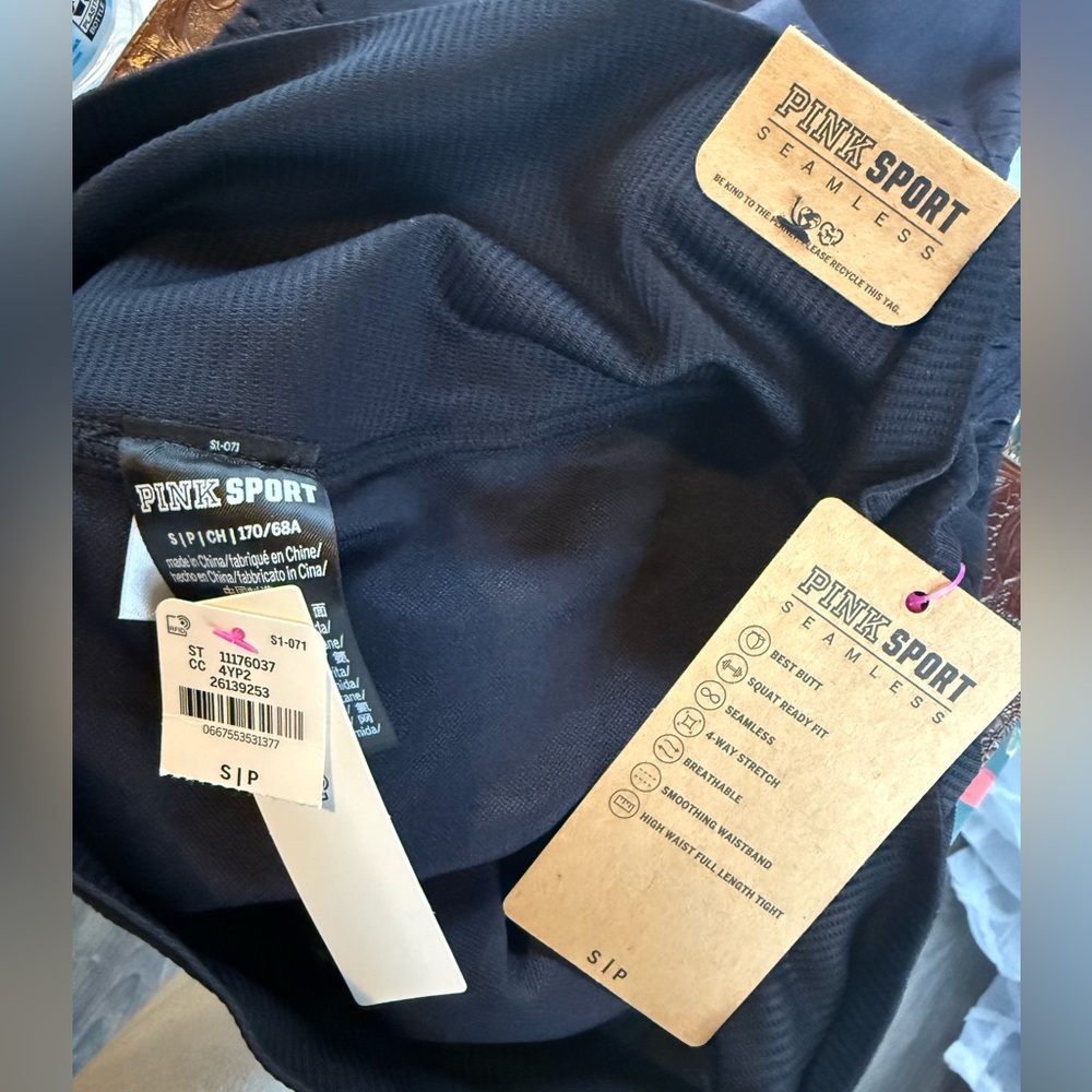 PINK Victoria's Secret Leggings